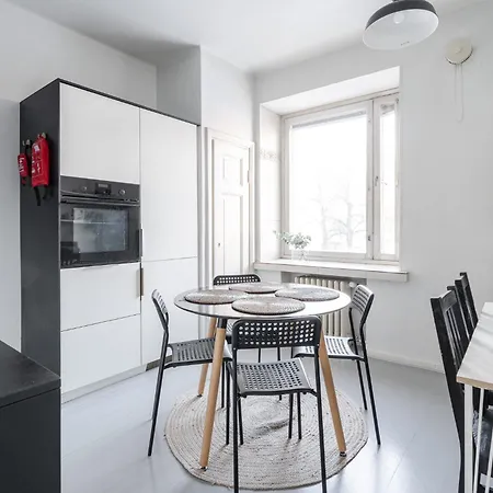 Huoneisto Cozy 1br At Historical Pyynikki Near Downtown *